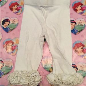 SweetHoney Ruffle Capri Leggings